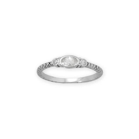 Isla Spark Ring